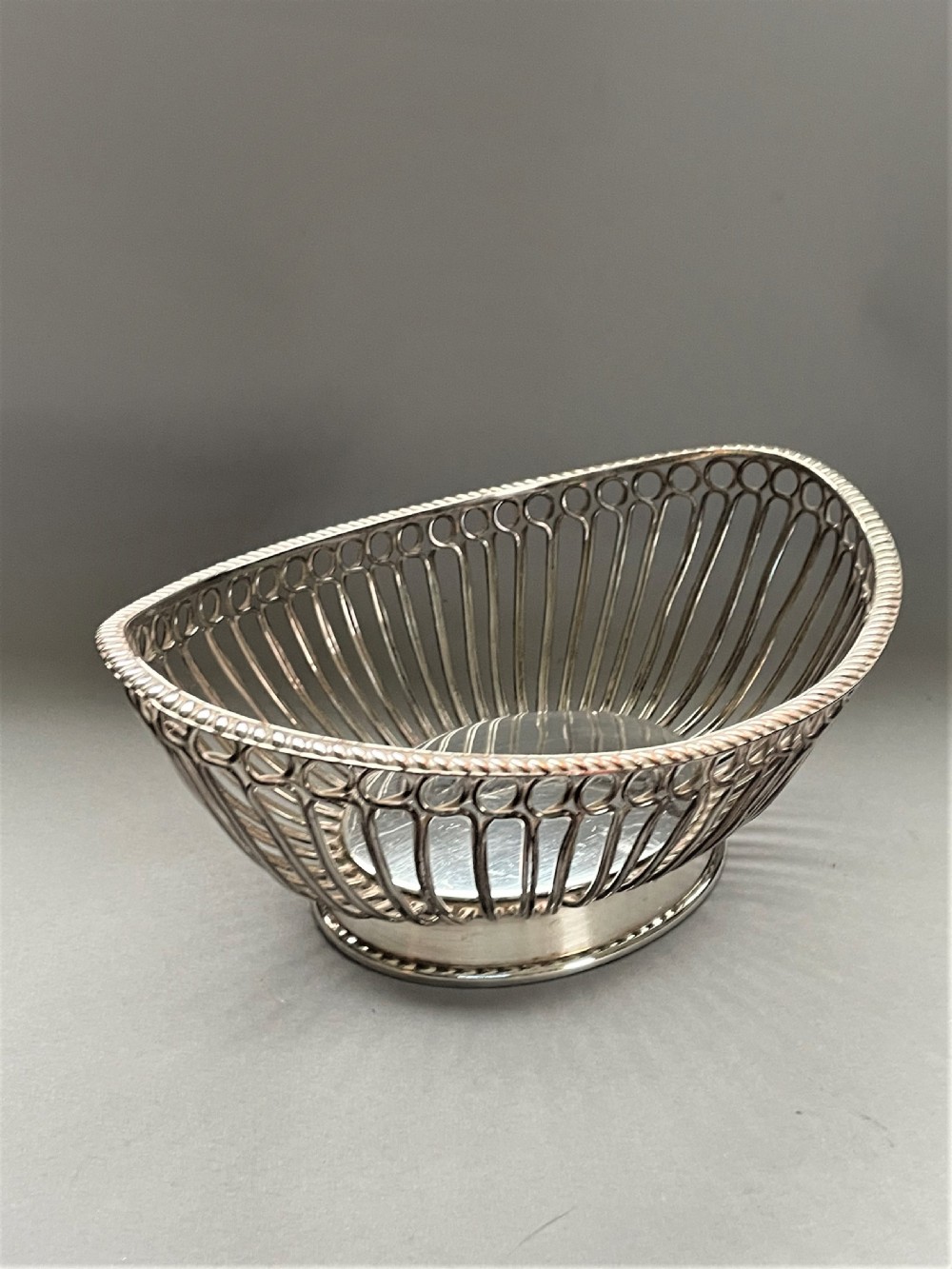 A lovely Old Sheffield Plate wire-work bread basket View II