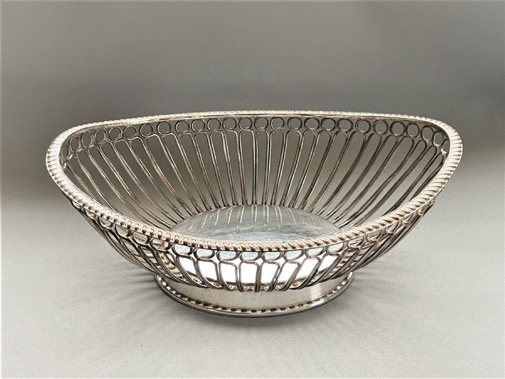 A lovely Old Sheffield Plate wire-work bread basket View III