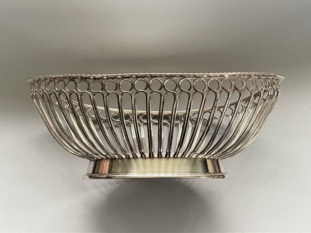A lovely Old Sheffield Plate wire-work bread basket View V