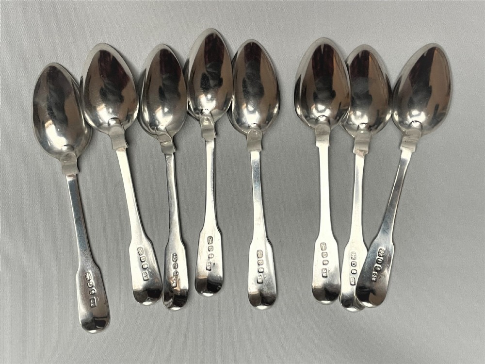 A set of 8 18th Century silver Fiddle & Thread pattern teaspoons View VI