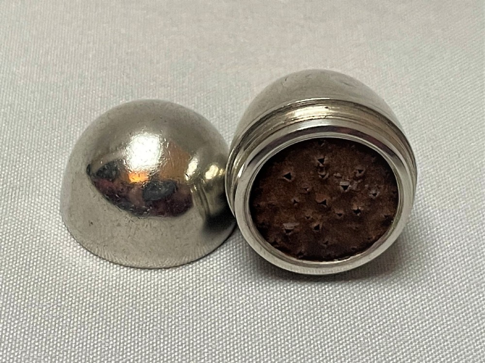 A Georgian silver 'egg' nutmeg grater View II
