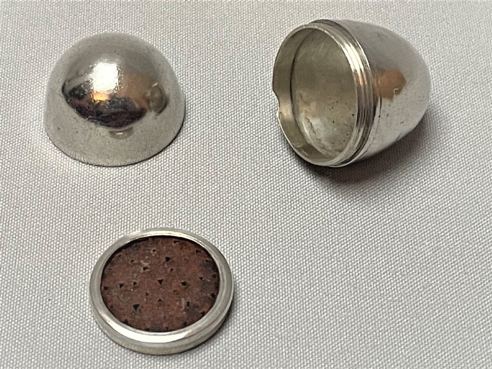 A Georgian silver 'egg' nutmeg grater View III
