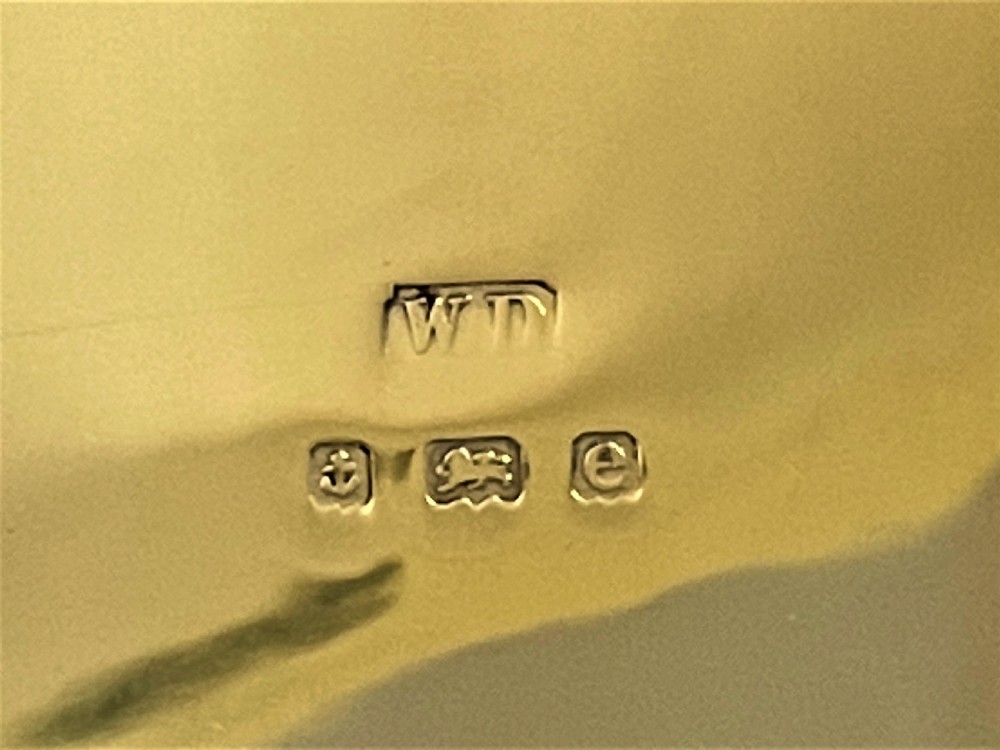 A superb Edwardian silver gilt preserve spoon View VI