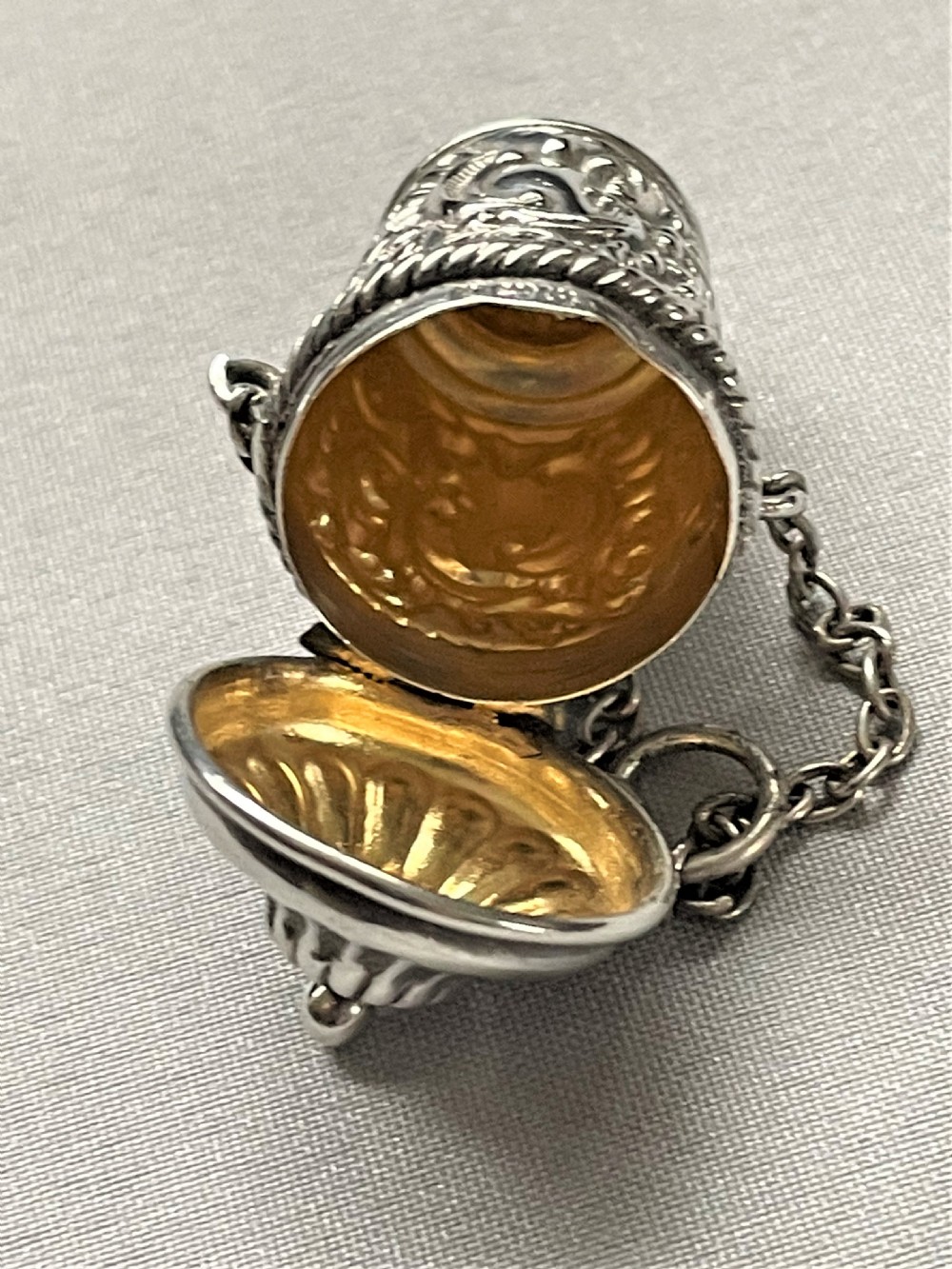 A gorgeous Edwardian silver thimble & chatelaine case View III