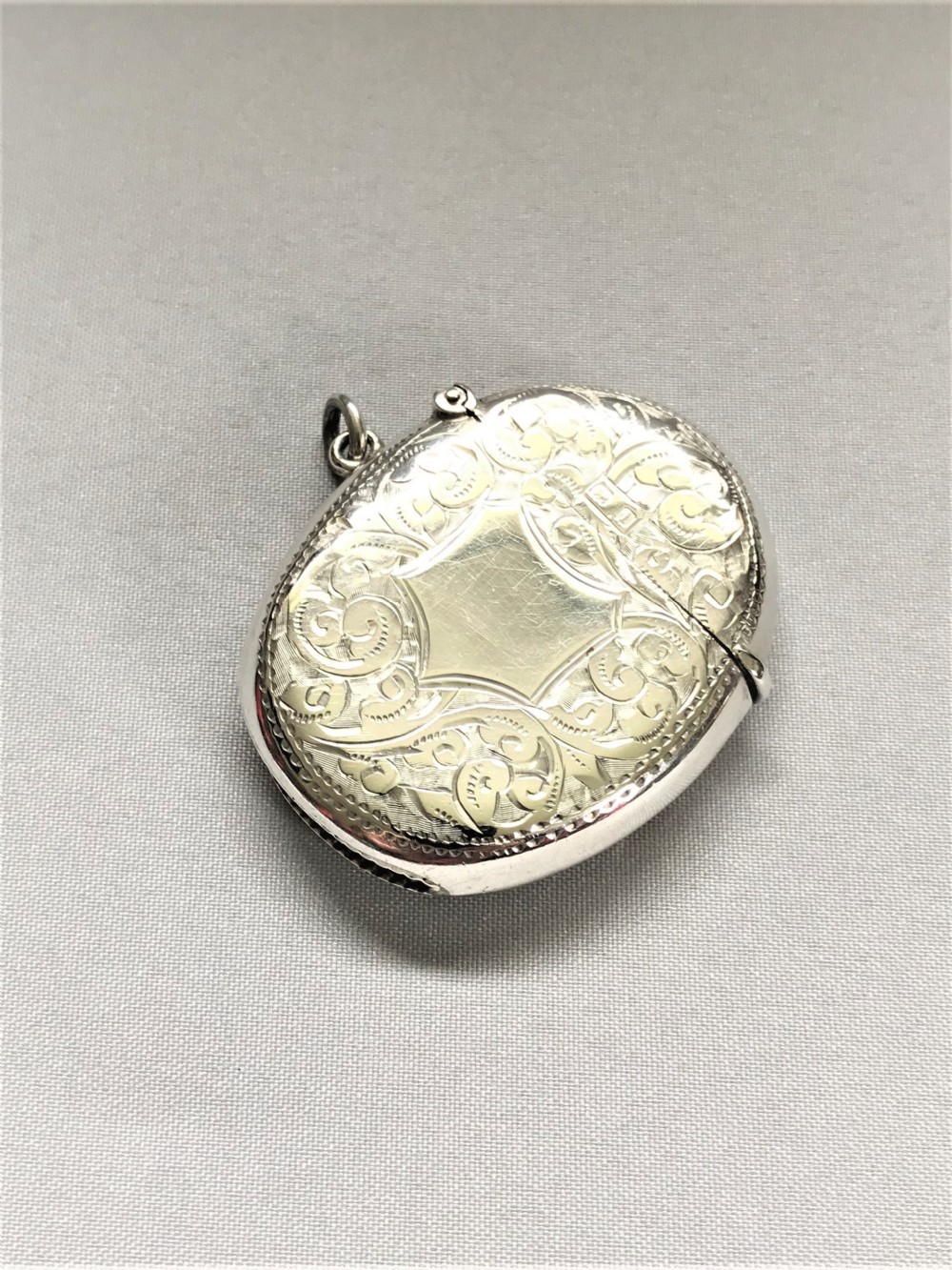 An Unusual Edwardian Oval Silver Vesta