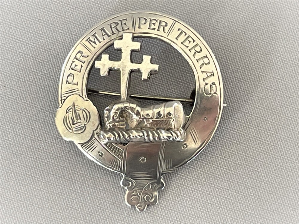 A collectable Scottish Provincial silver cap badge