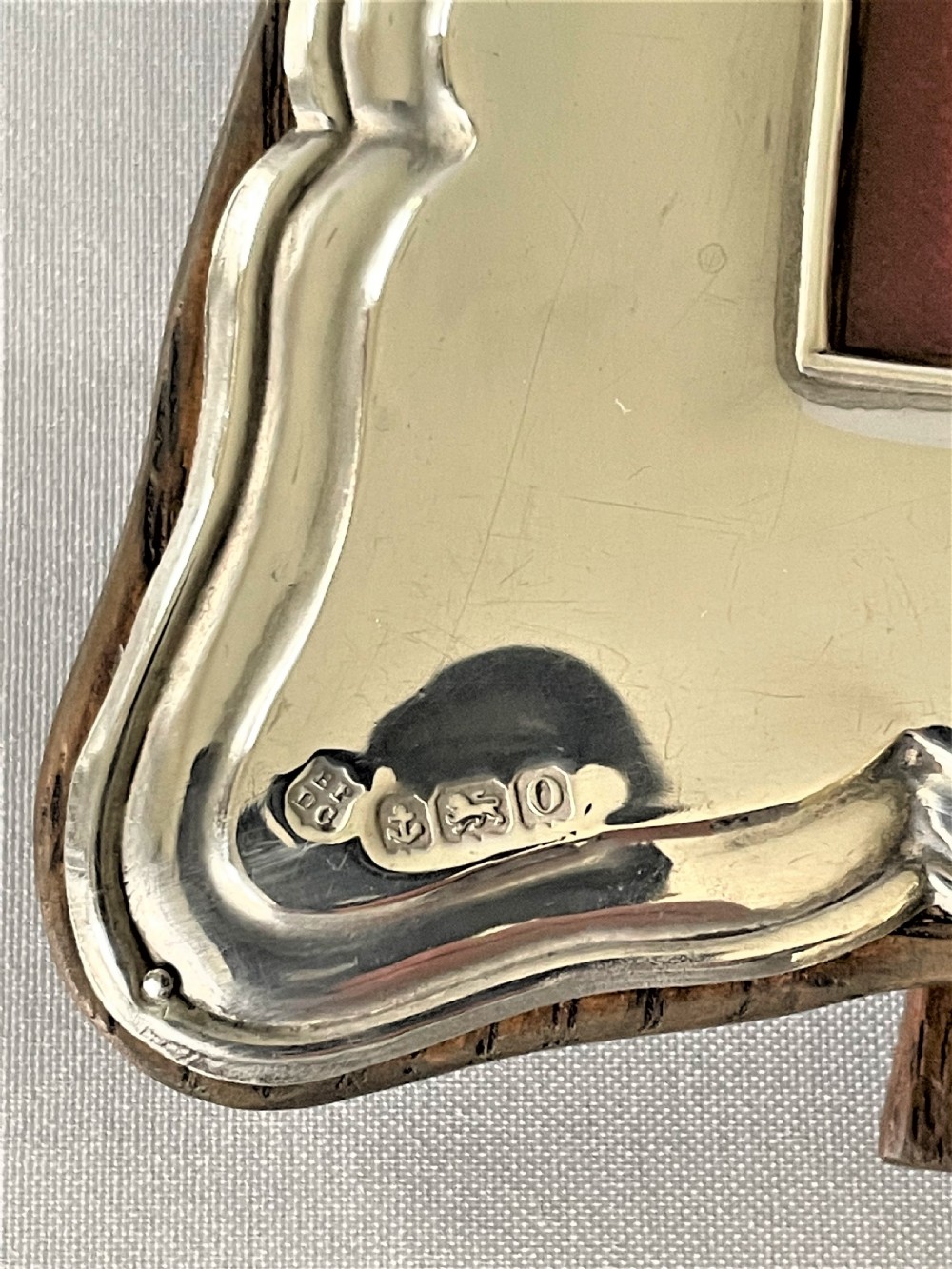 A gorgeous shaped silver photo frame View V