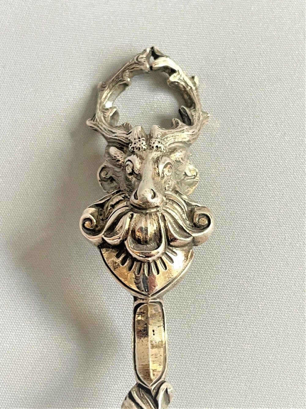 A spectacular quality pair of German silver gilt serving spoons View II