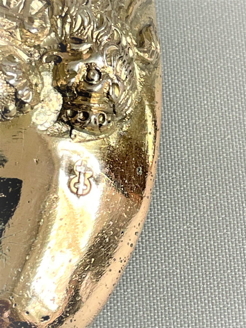A spectacular quality pair of German silver gilt serving spoons View VIII