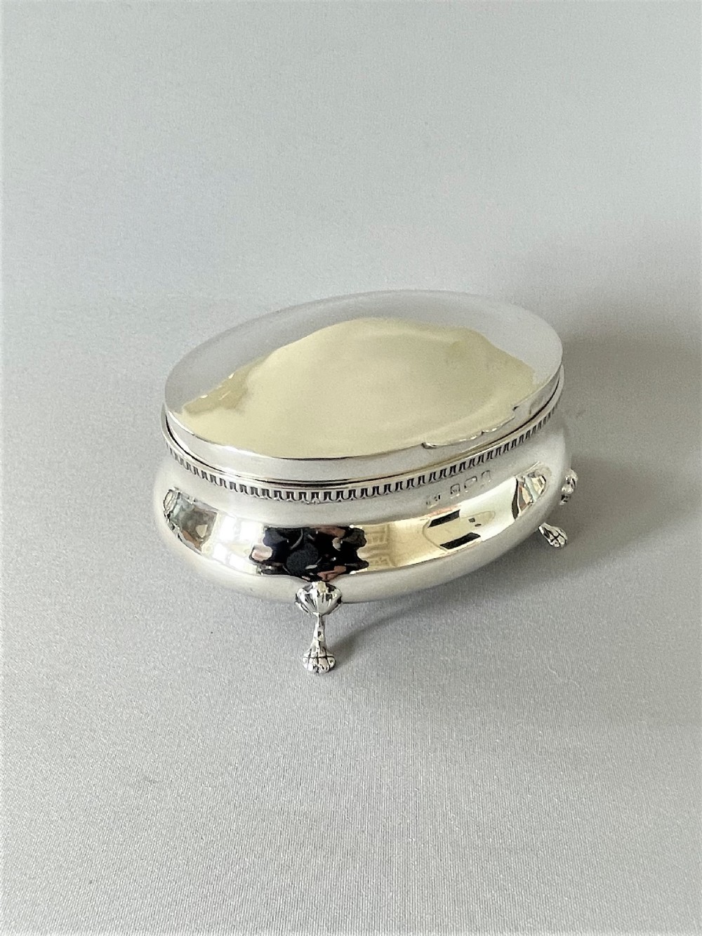 A good size all silver Edwardian jewel box