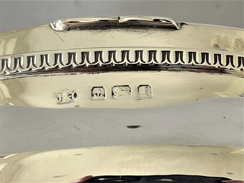 A good size all silver Edwardian jewel box View V