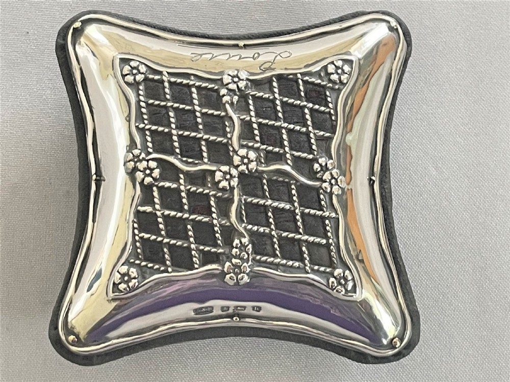 A charming Edwardian novelty pin cushion View VI