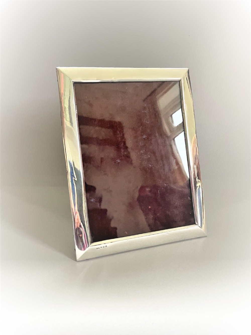A handsome Edwardian silver photo frame