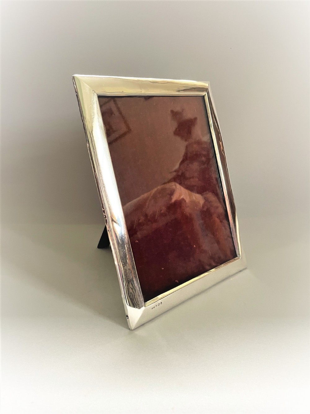 A handsome Edwardian silver photo frame View III