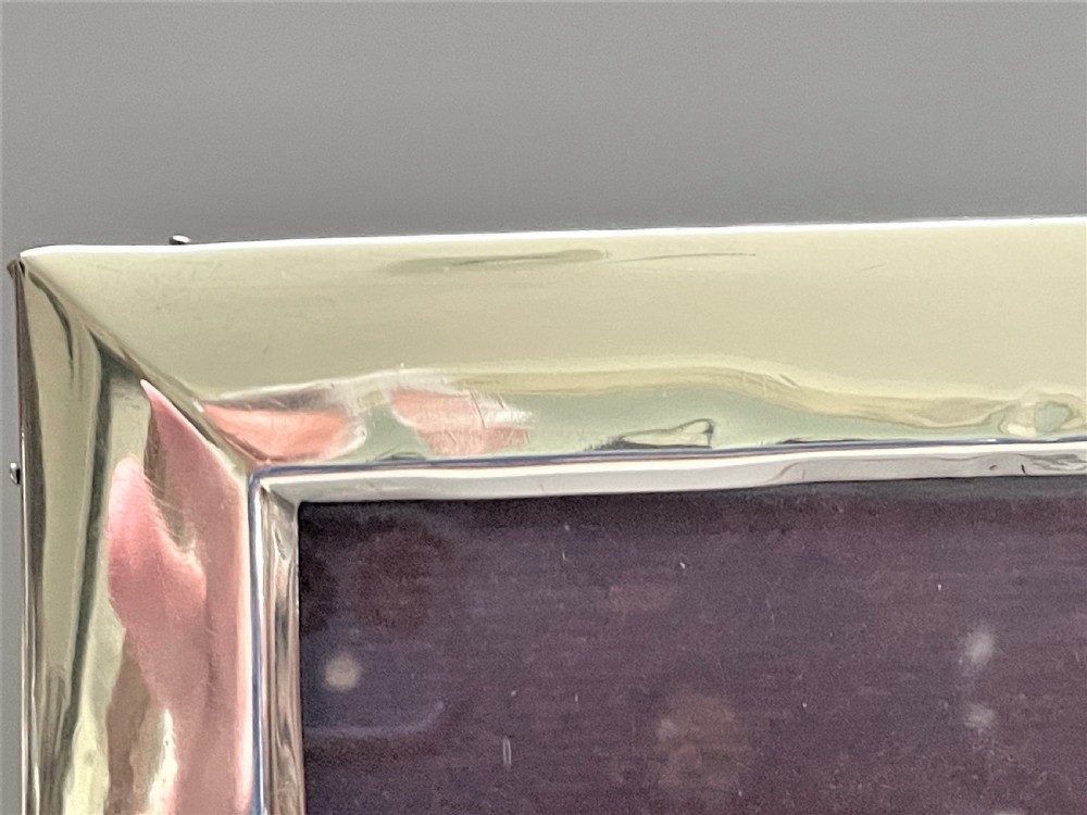A handsome Edwardian silver photo frame View VII