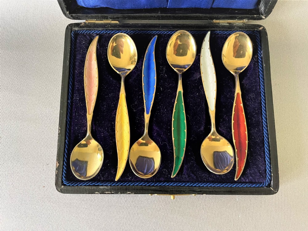 A boxed set of silver & enamel Norwegian demi-tasse spoons View II