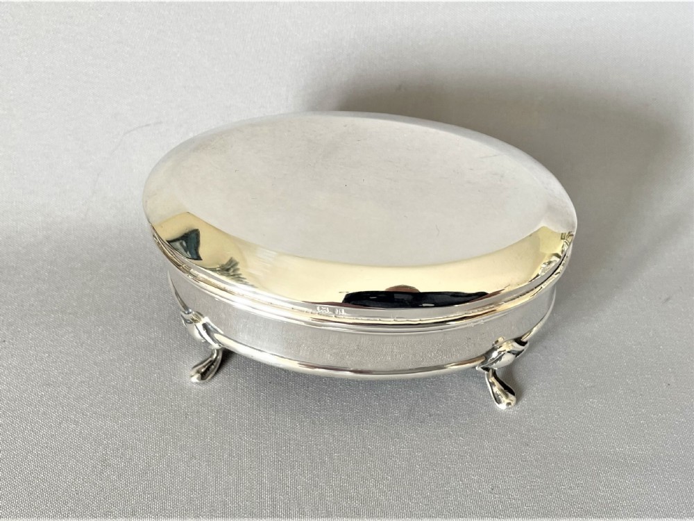 A stylish Edwardian silver trinket box View II