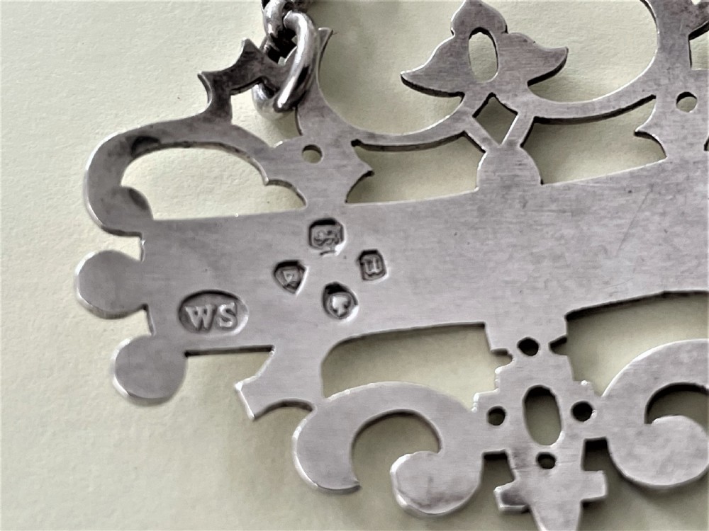 A rare Victorian silver Benedictin label View IV