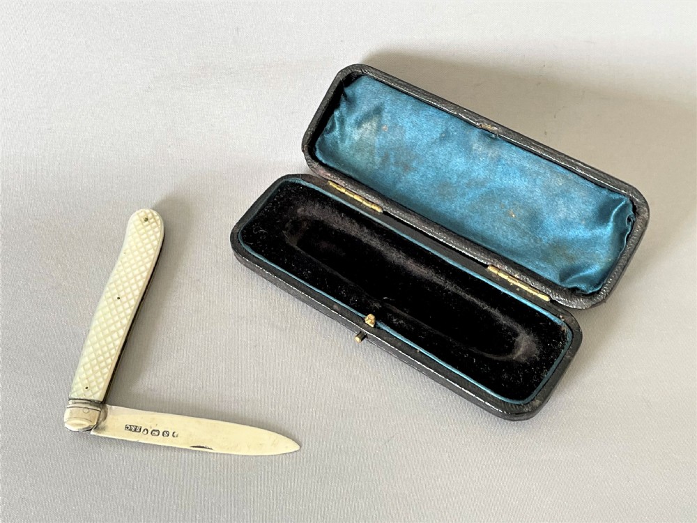 A mid Victorian cased silver fruit knife View III