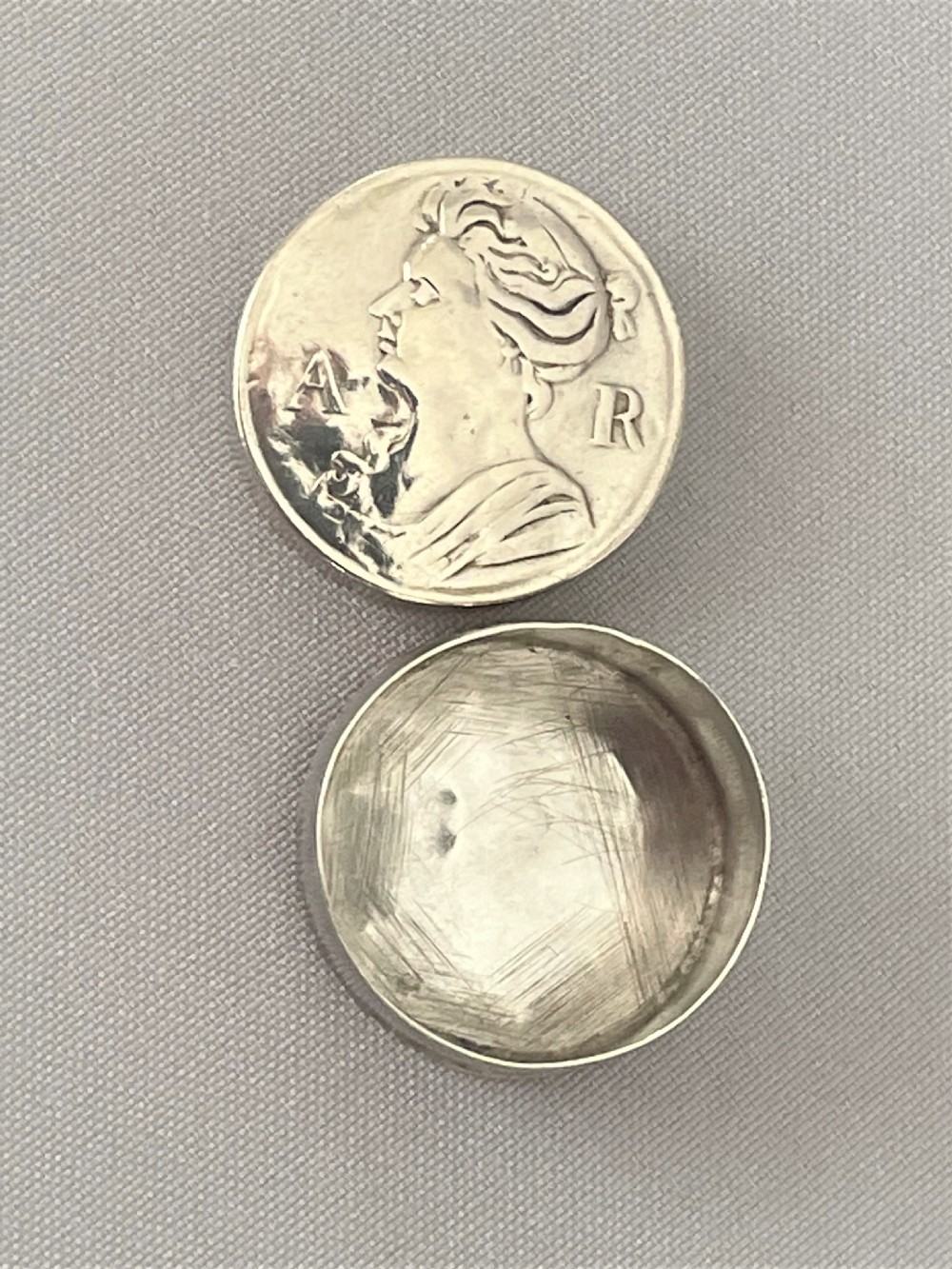 An extremely rare queen Anne silver counter/patch box View VI