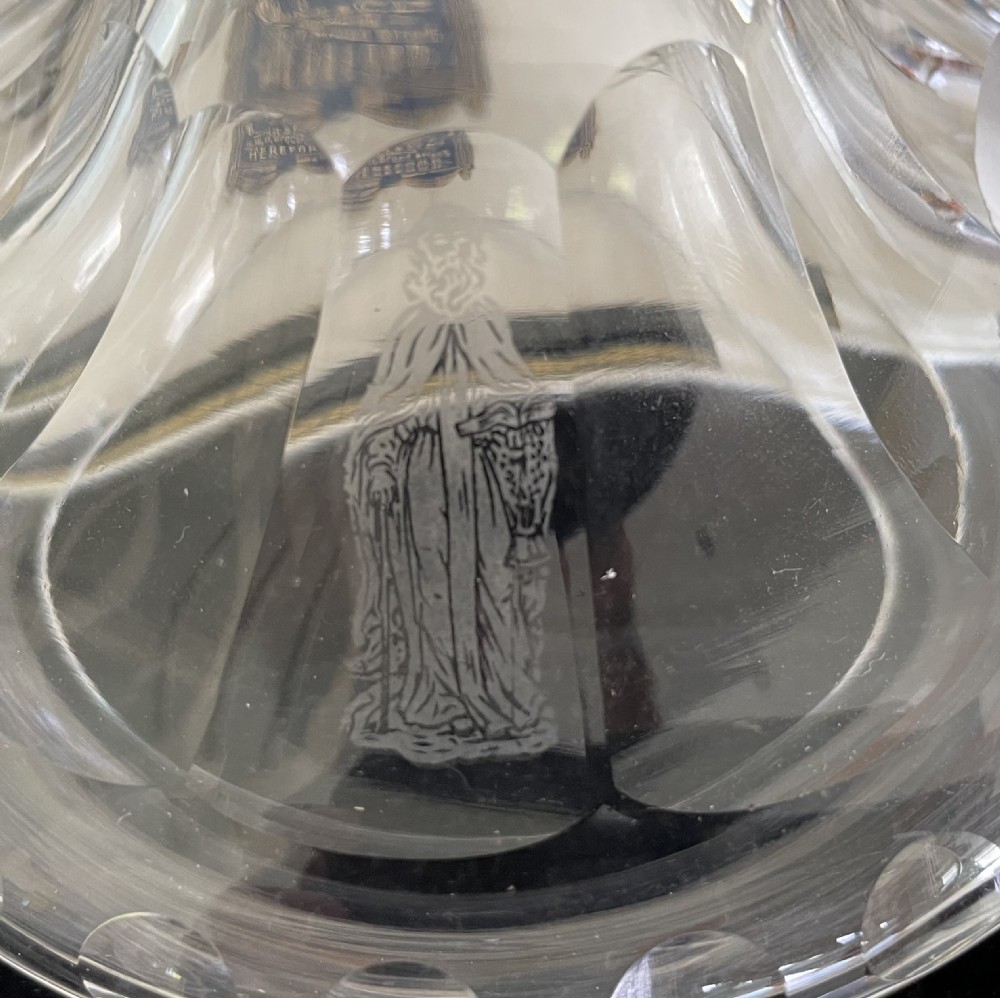 A stunning cut glass bonboniere View VIII