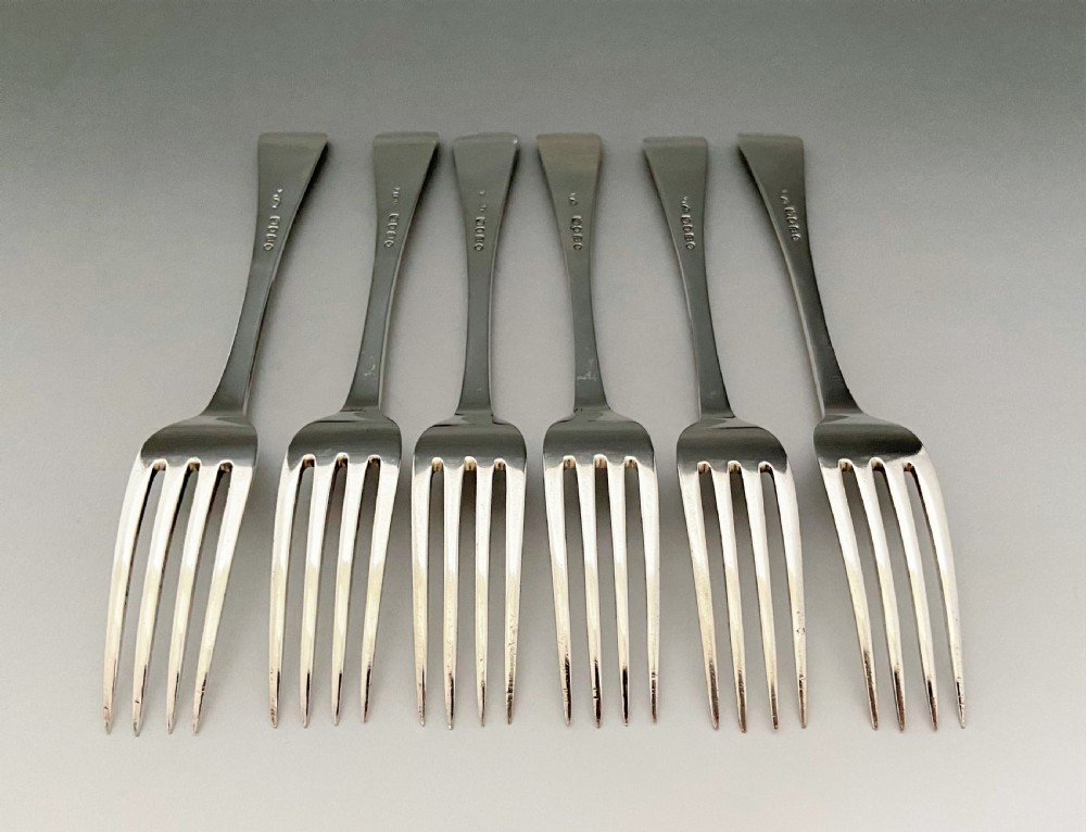A wonderful 12 piece Victorian silver dessert in bead pattern View VII