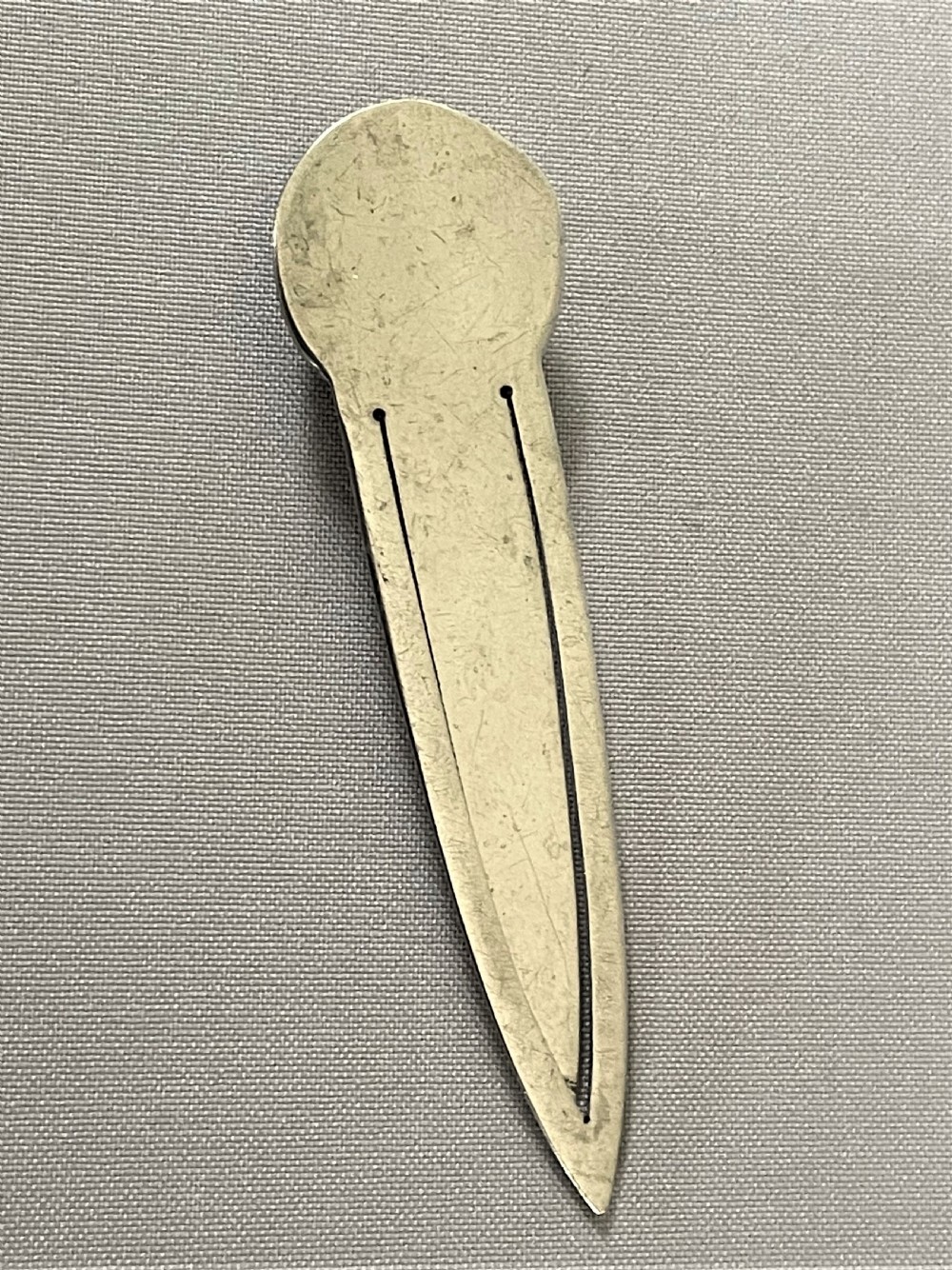 A rare Edwardian 'Spaniel' silver bookmark View IV