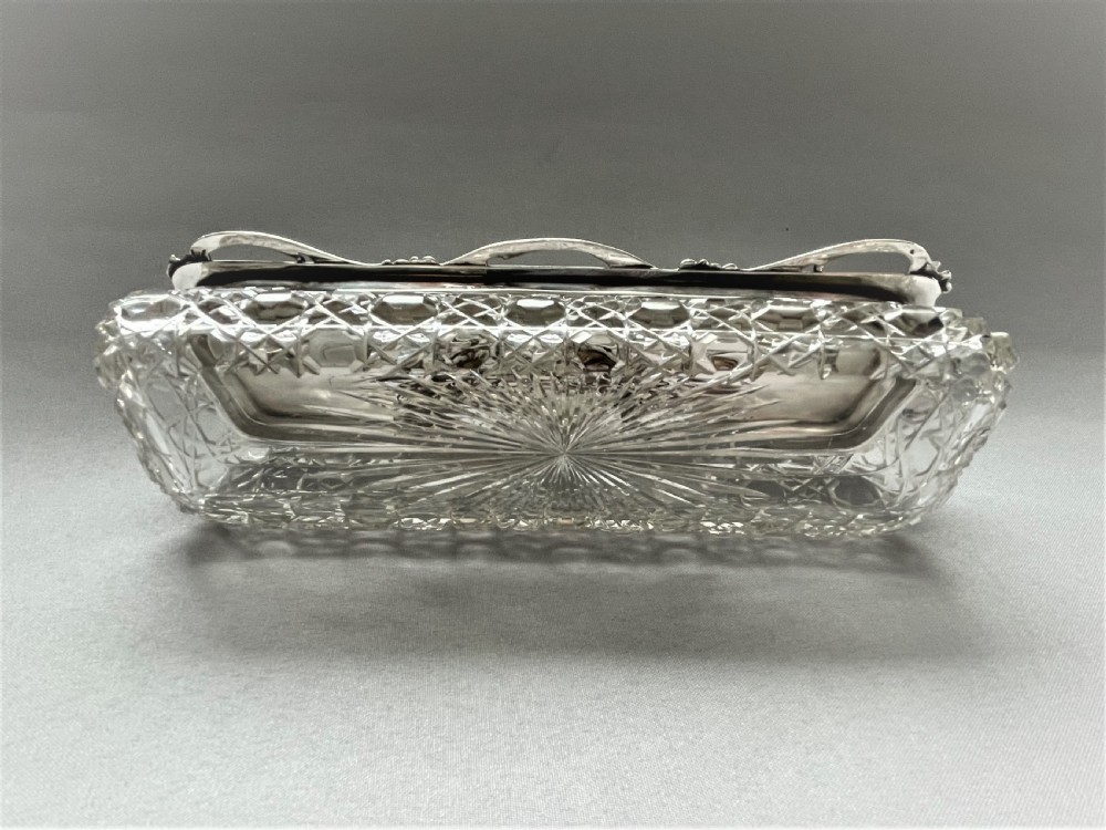 A Fabulous Iris Embossed Silver Topped Trinket Box View VI