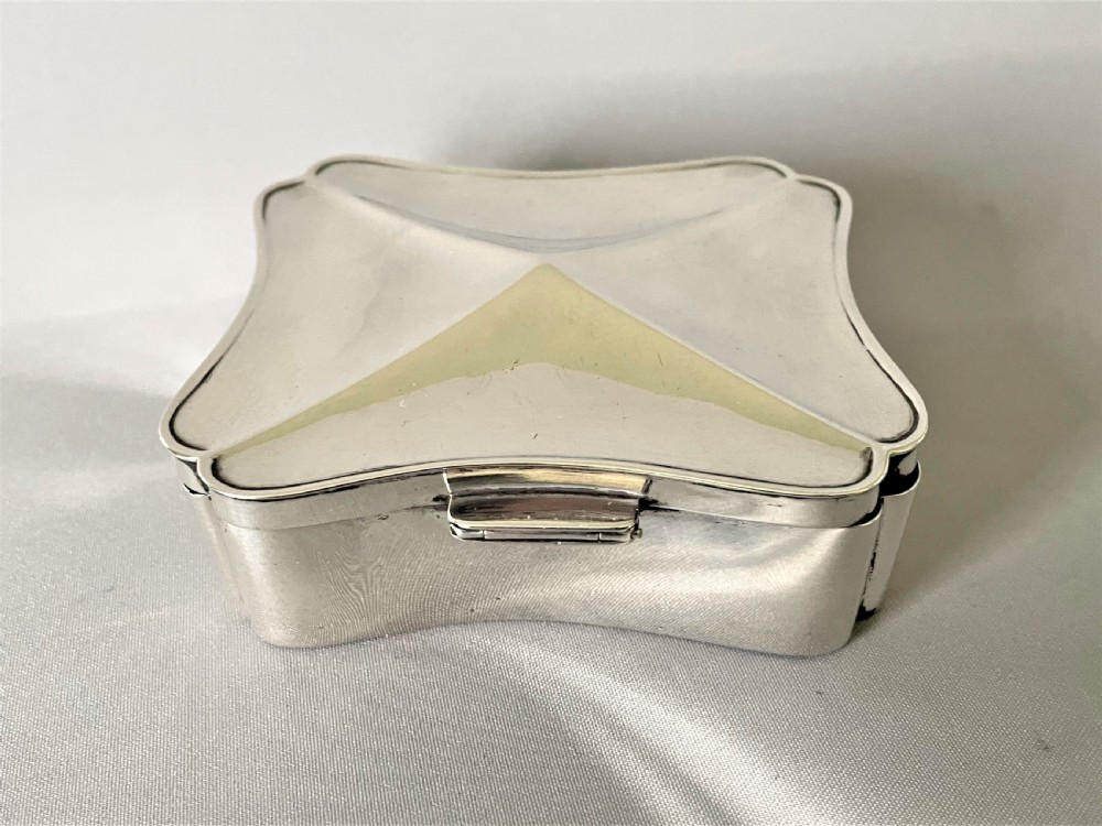 An unusual Edwardian shaped silver trinket box View VI