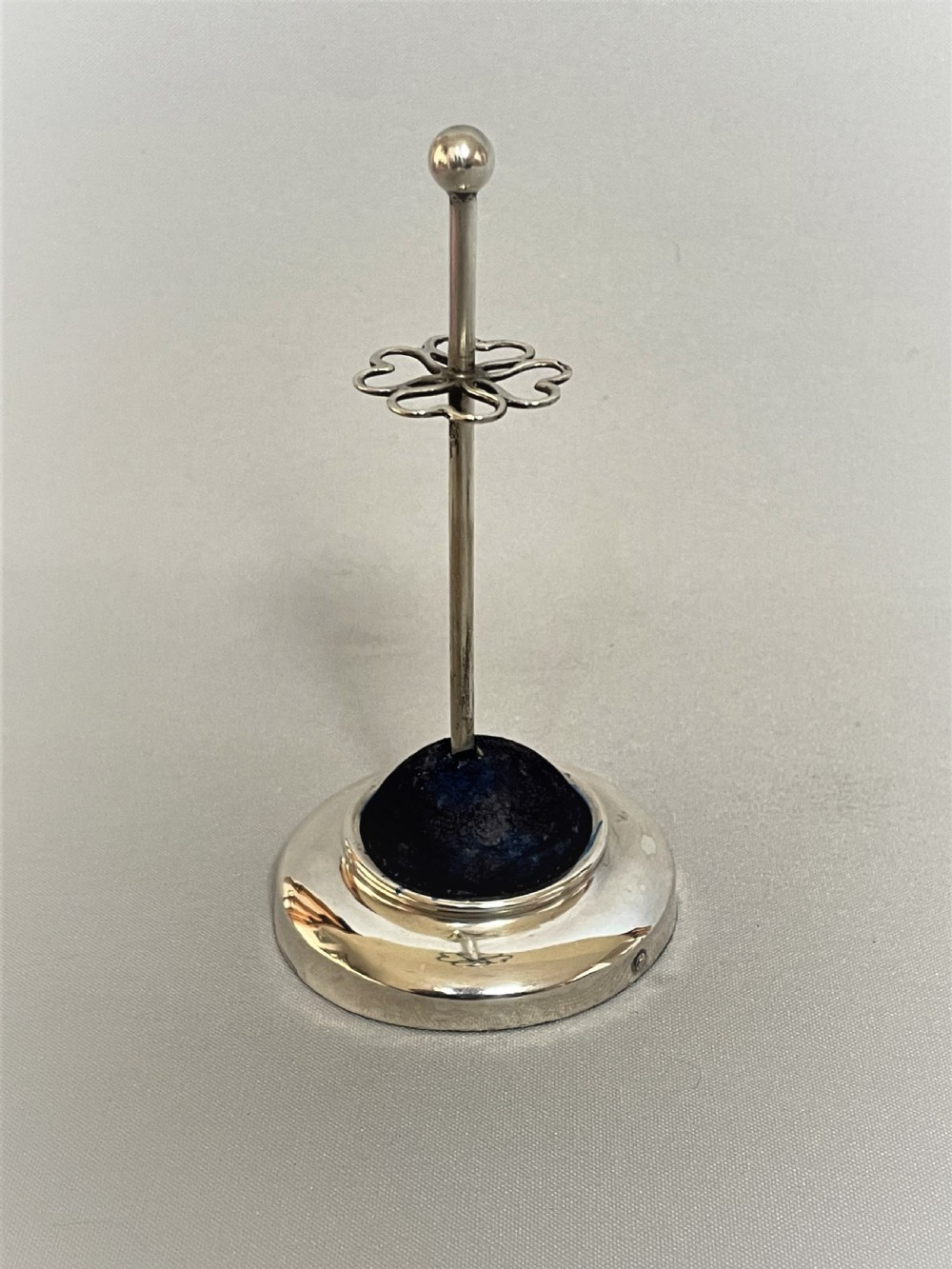 A Chester silver Edwardian 'heart' hatpin stand