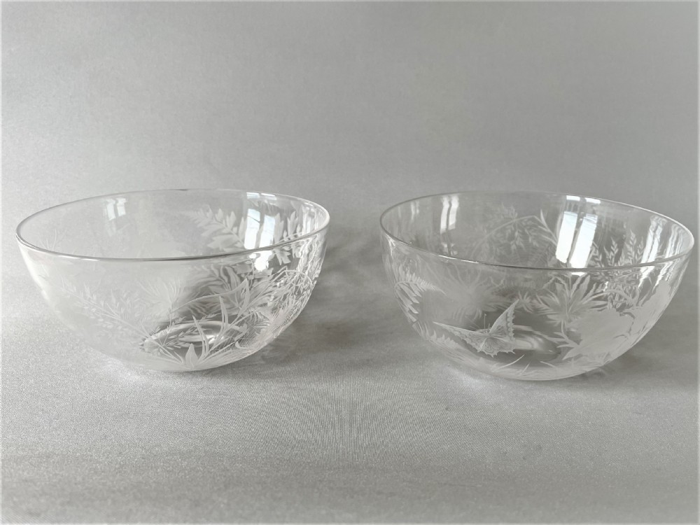 A lovely pair of naturalistic Victorian etched finger bowls