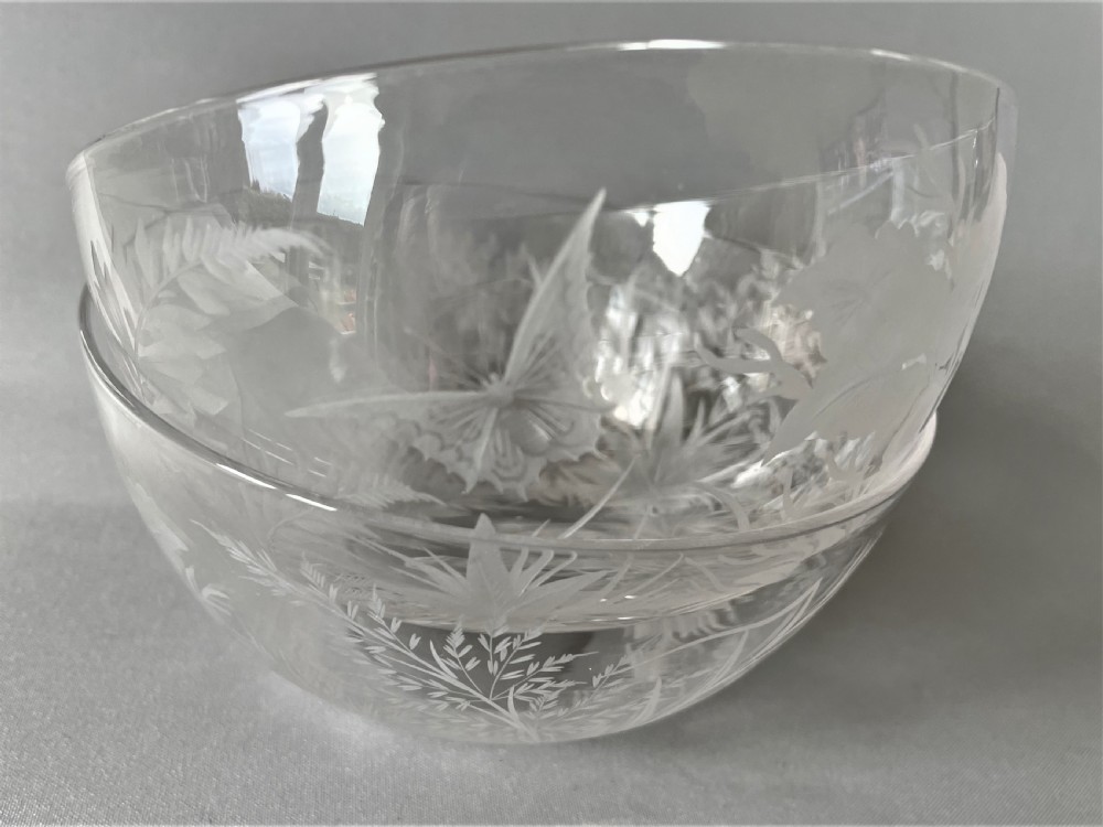 A lovely pair of naturalistic Victorian etched finger bowls View III