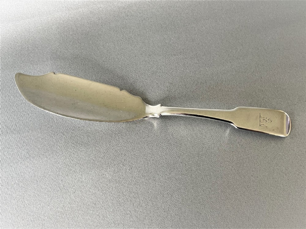 A Georgian Irish silver butter knife