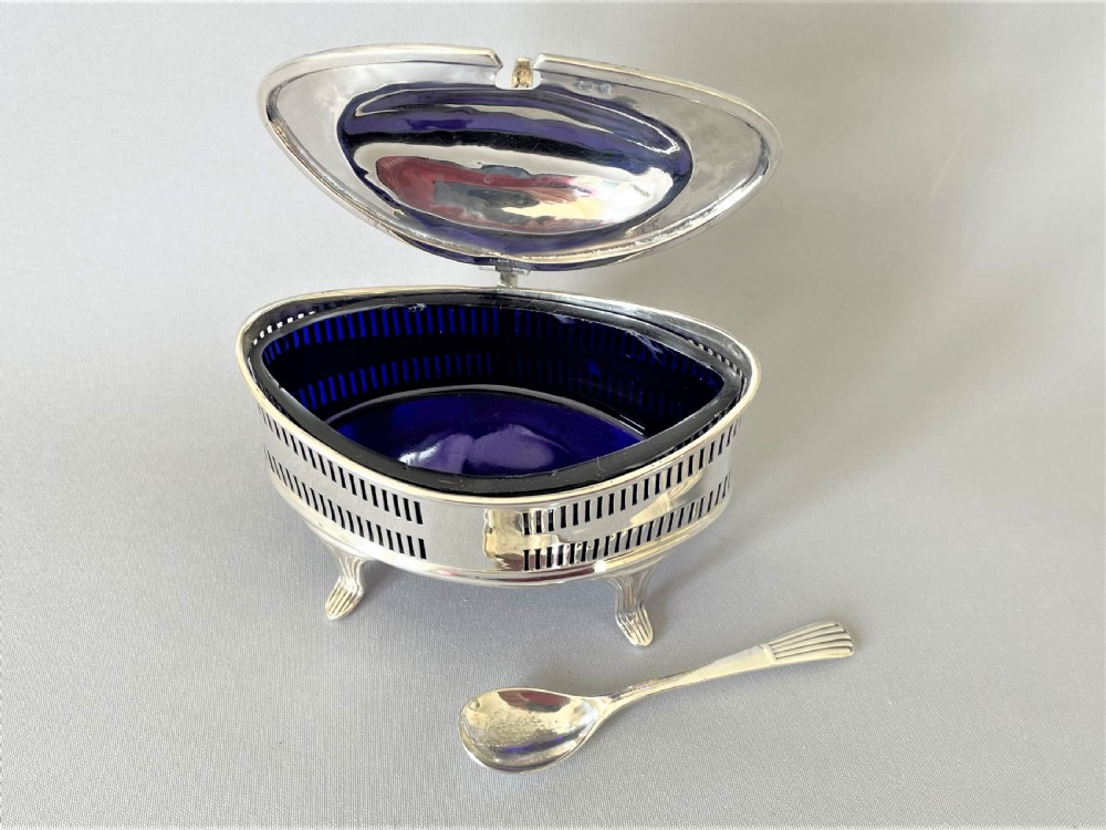An unusual George V silver mustard pot & spoon View VI