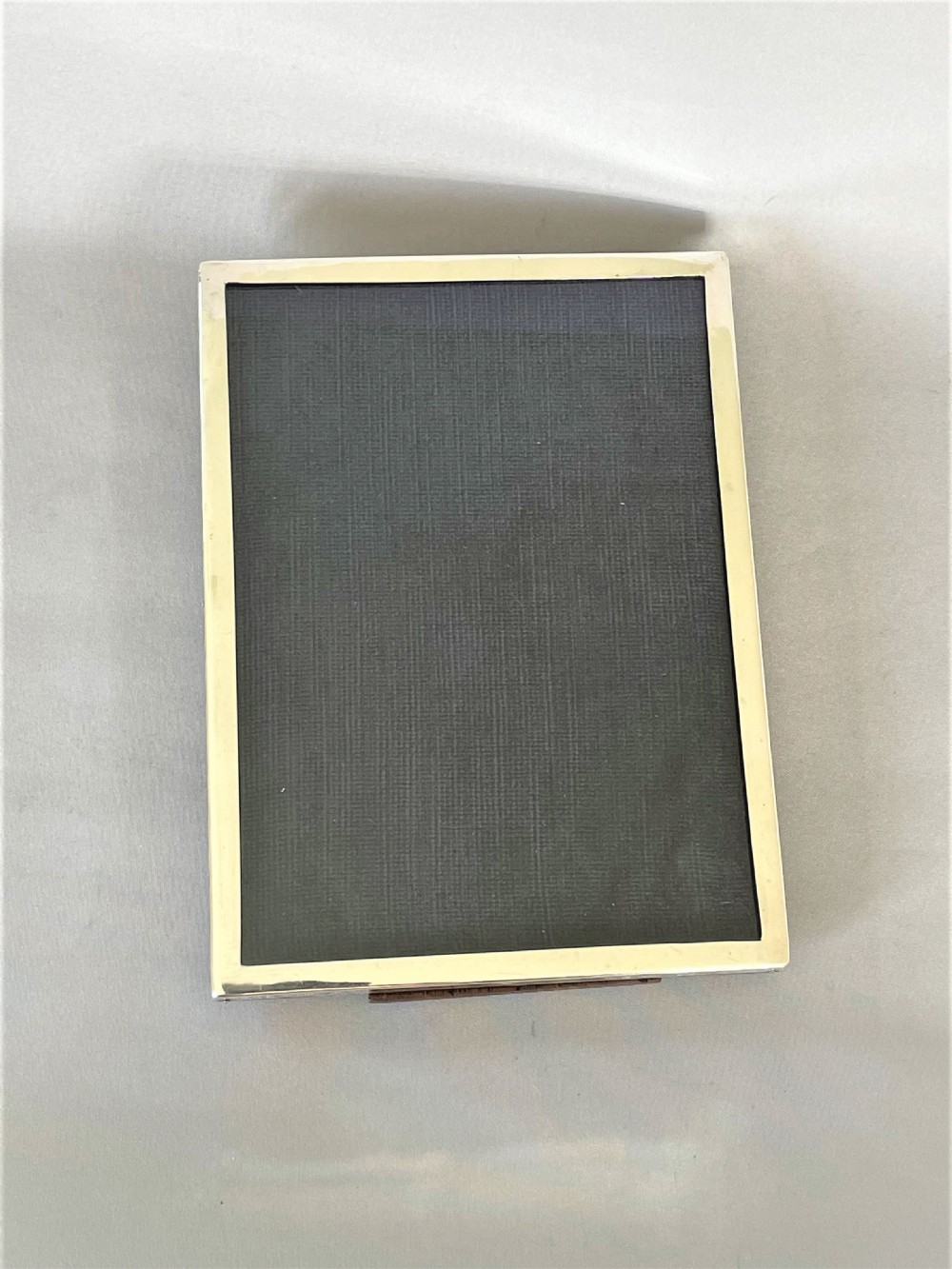 A lovely George V silver photo frame View III