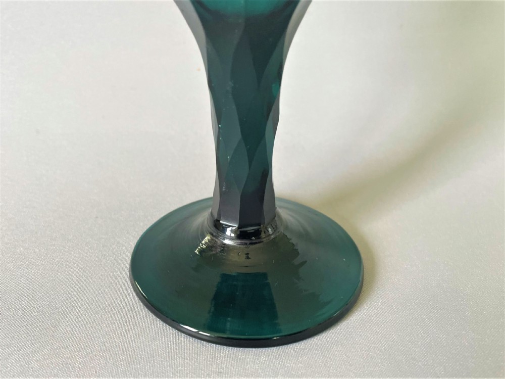 A stunning Bristol Green gilded wine glass View III
