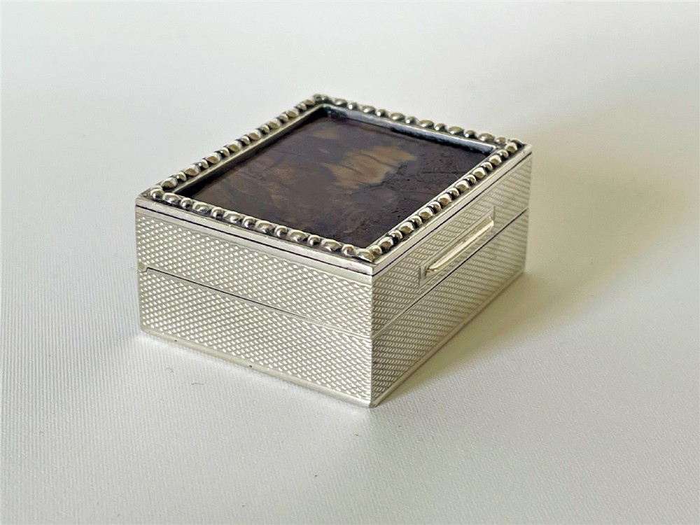 A superb Art Deco silver & stone set pill box View III
