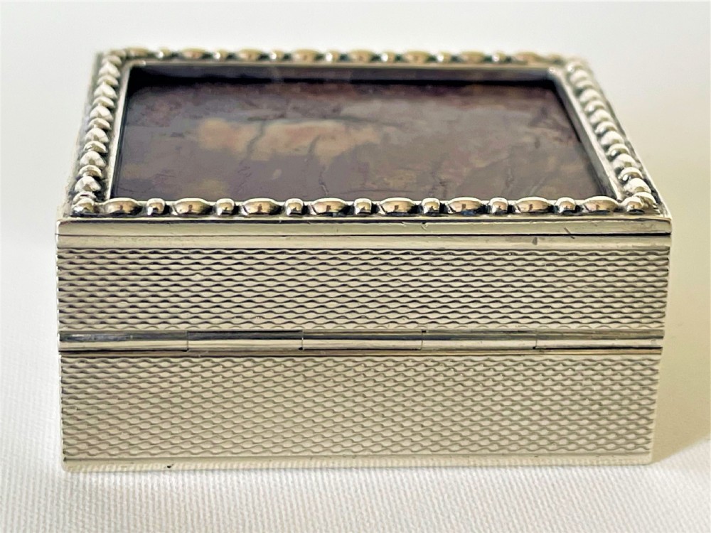 A superb Art Deco silver & stone set pill box View V