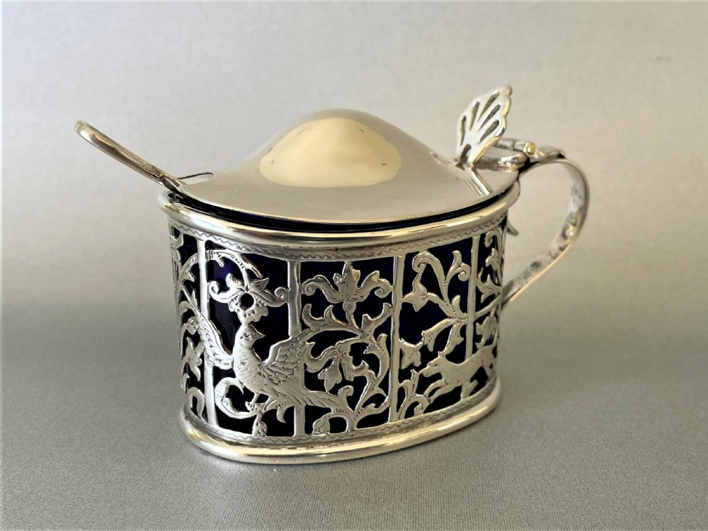 A fabulous Victorian silver mustard pot & spoon