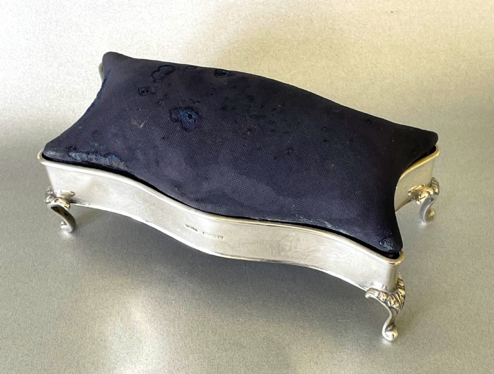 An Edwardian silver trinket box with pin cushion lid View II