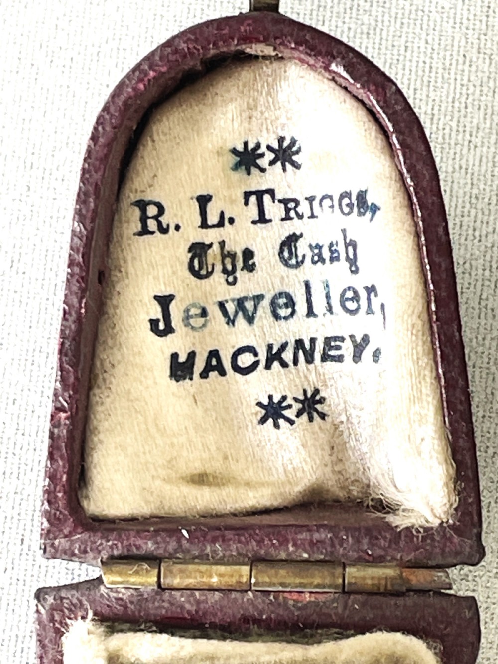 A charming Victorian cased silver thimble View II