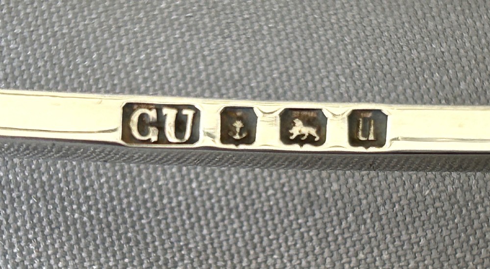 A handsome 6 slice silver toast rack View V