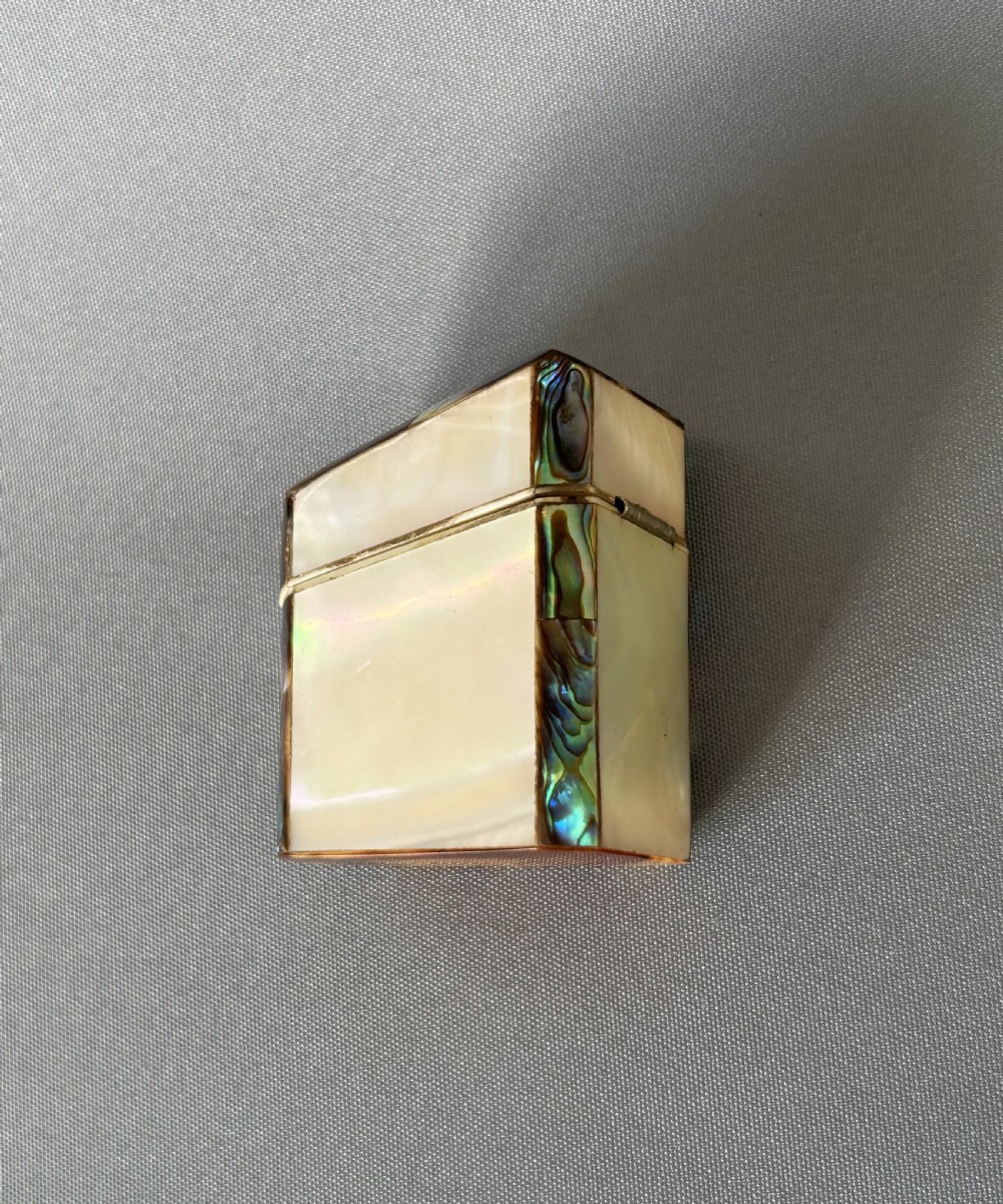 A Victorian novelty 'knife box' thimble/needle case View VIII