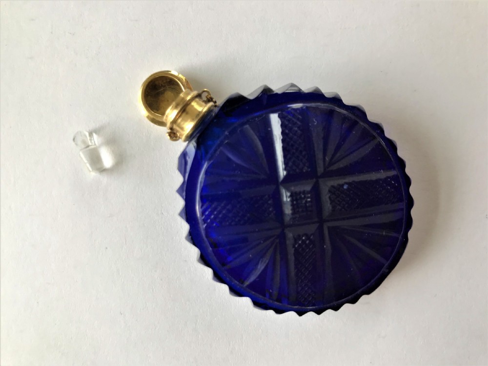 A gorgeous Victorian silver gilt mounted scent bottle View V
