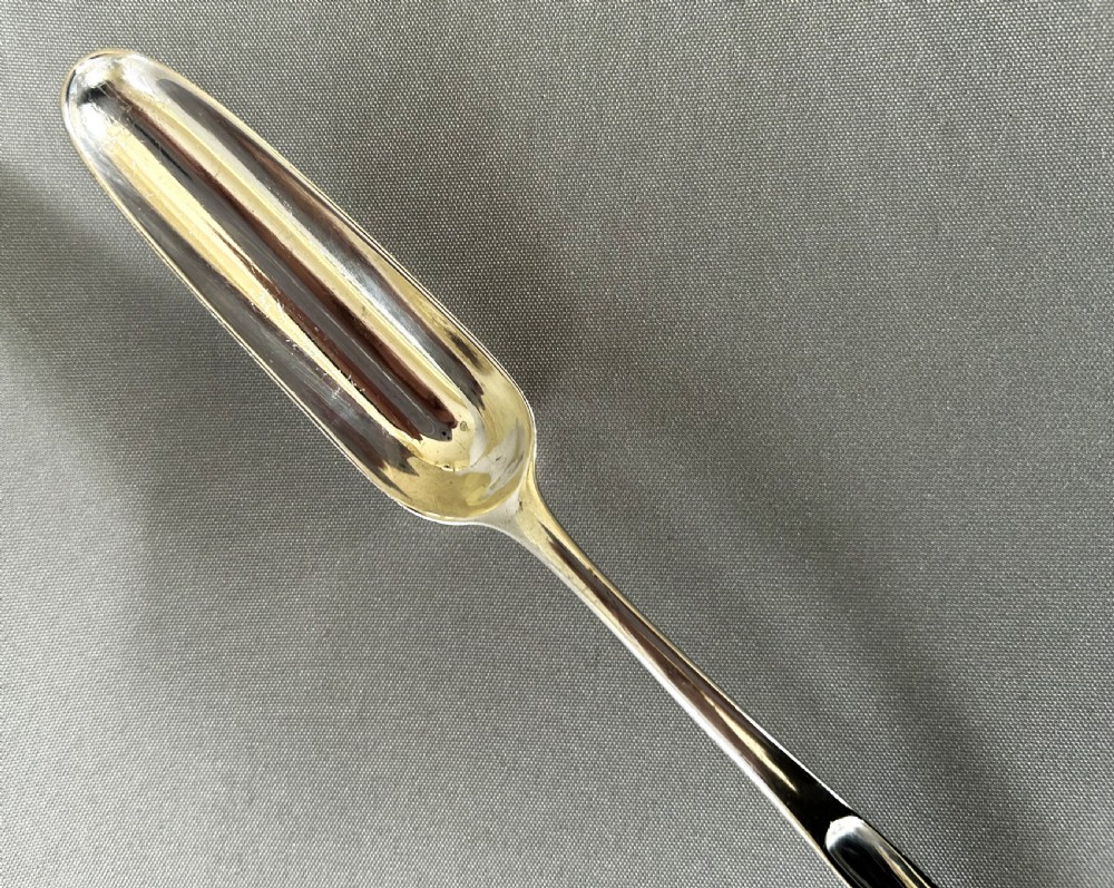 A late 18th Century silver marrow scoop View II