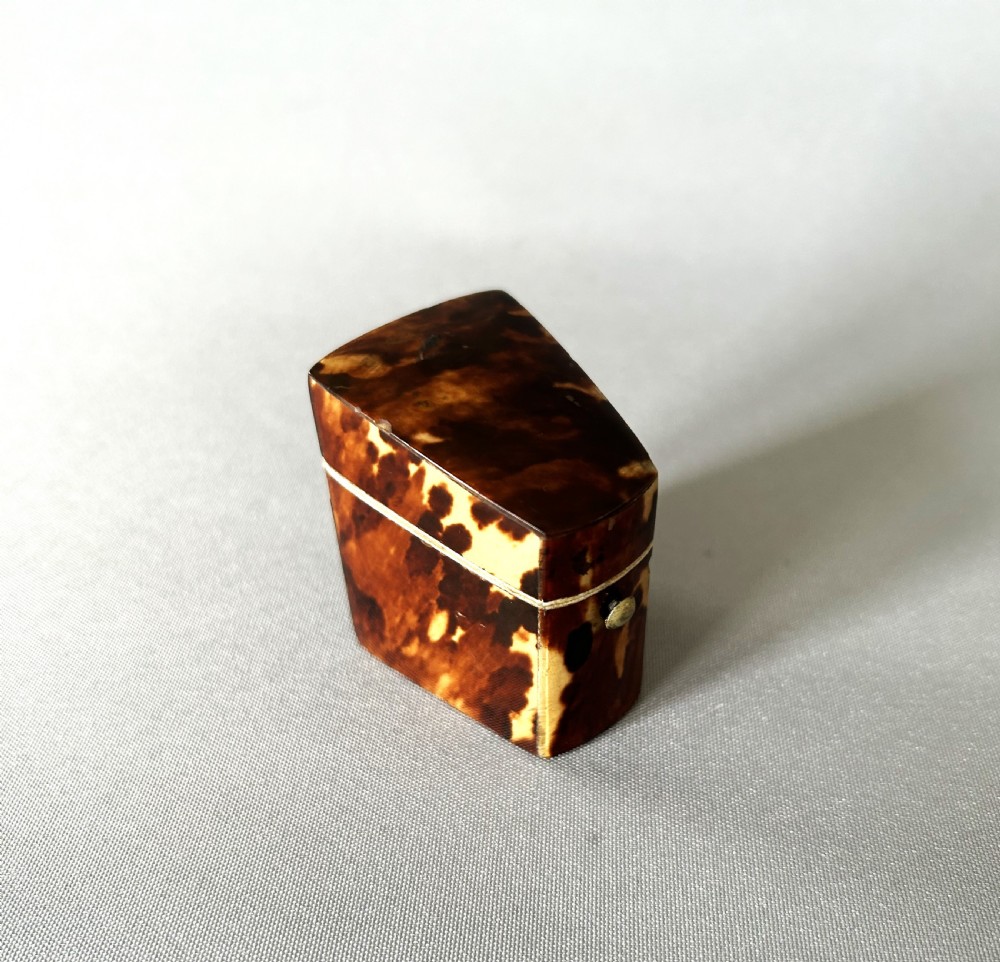 A mid Victorian novelty tortoiseshell 'knife box' thimble case