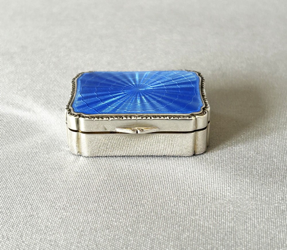 An exquisite silver & guilloche enamel pill box View II