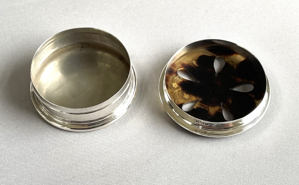 A stunning Edwardian silver & tortoiseshell pot pourri View IV
