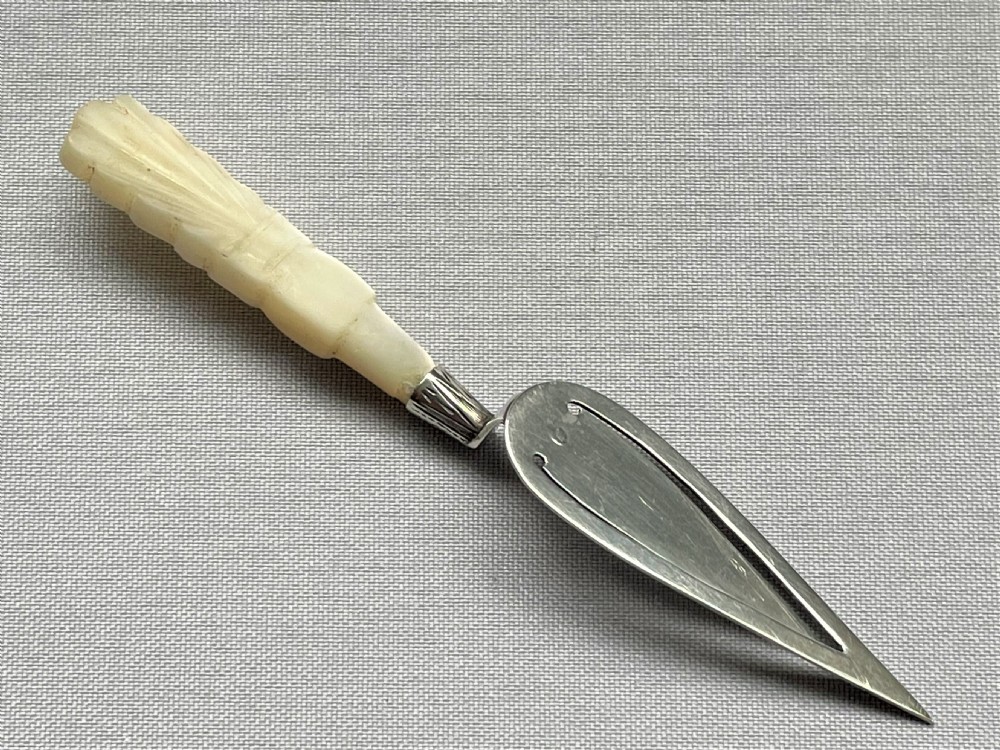 A lovely Victorian silver & mother-of-pearl trowel bookmark View II