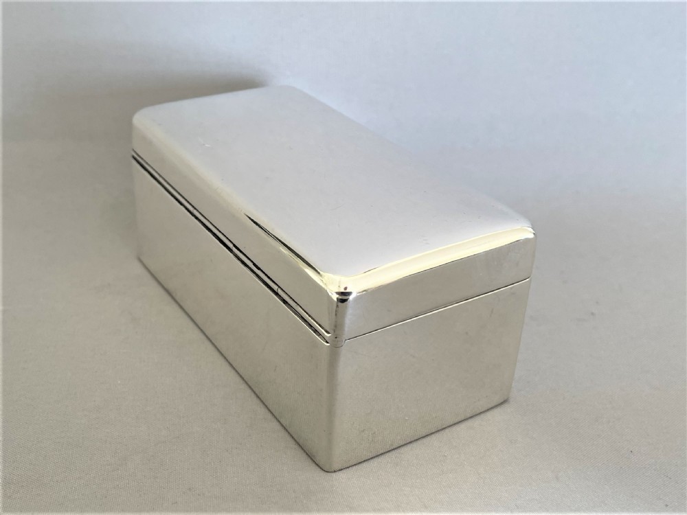 An outstanding silver cased shaving set by Sampson Morden View II